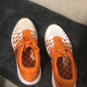 Men’s Tennessee Nike Tennis Shoes